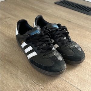 ADIDAS | Samba